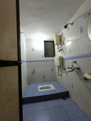 Attached Bathroom in 2 BHK Apartment at Seawoods – for Rent