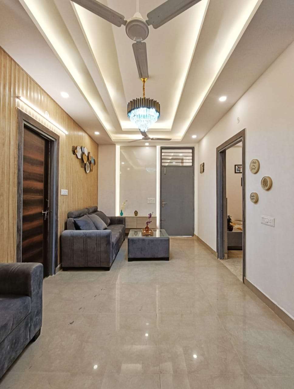 Resale 2 Bedroom 120 Sq.Mt. Independent House in Sector 63a Noida - 4845706