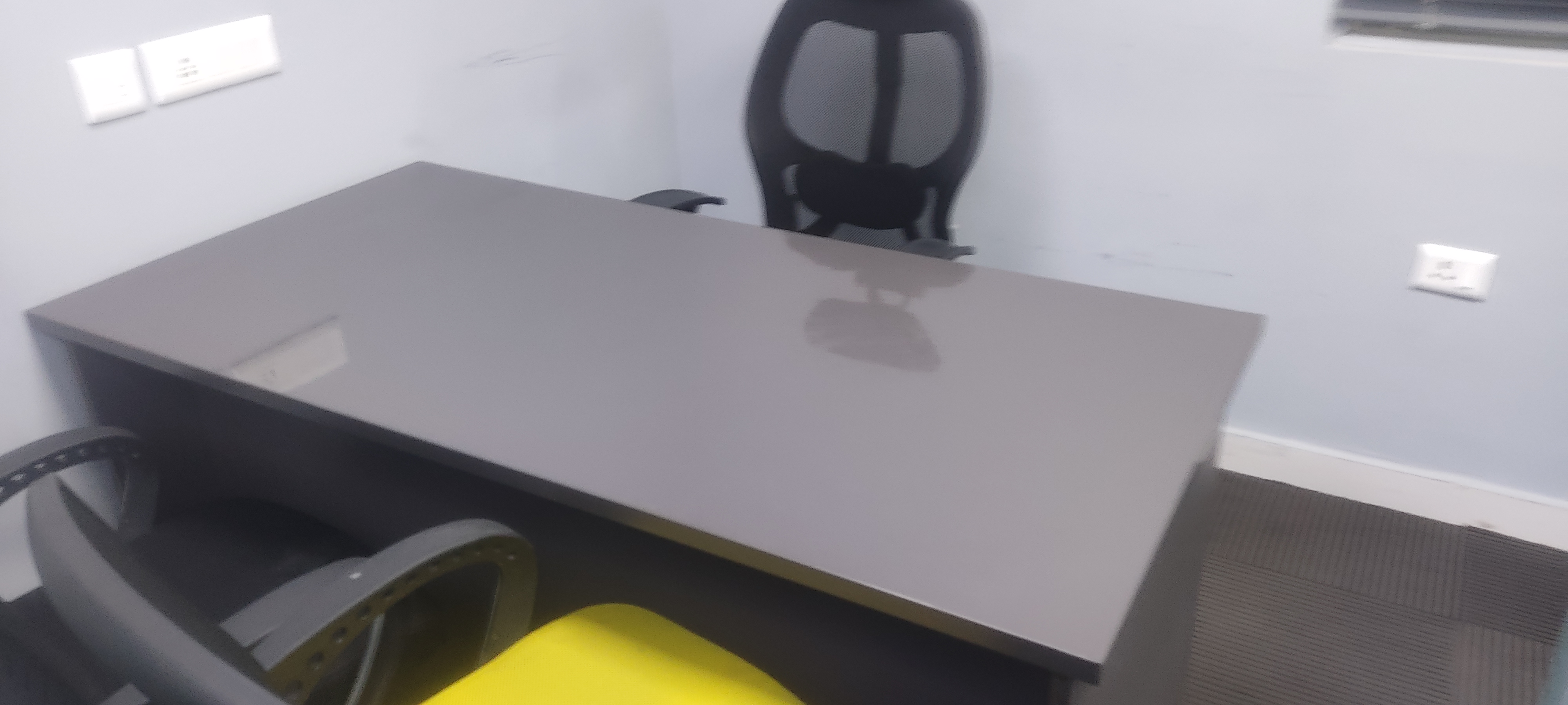 Rental Commercial Office Space in IT/SEZ 1200 Sq.Ft. in Sector 63 Noida