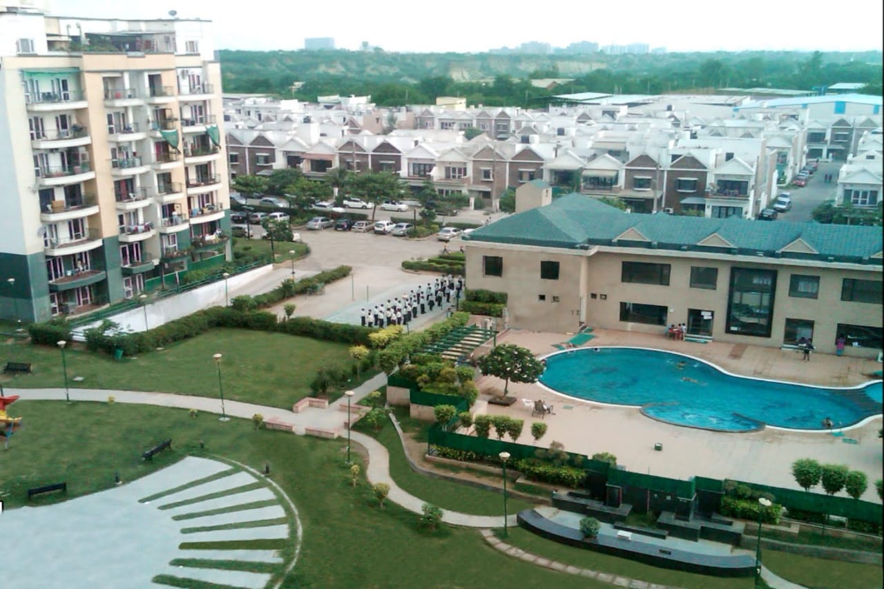 Resale 3 Bedroom 162 Sq.Yd. Villa in Omaxe Green Valley Villa, Suraj