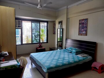 Bedroom in 3 BHK Apartment at Royal Classic Co Op Society, Andheri West – for Sale