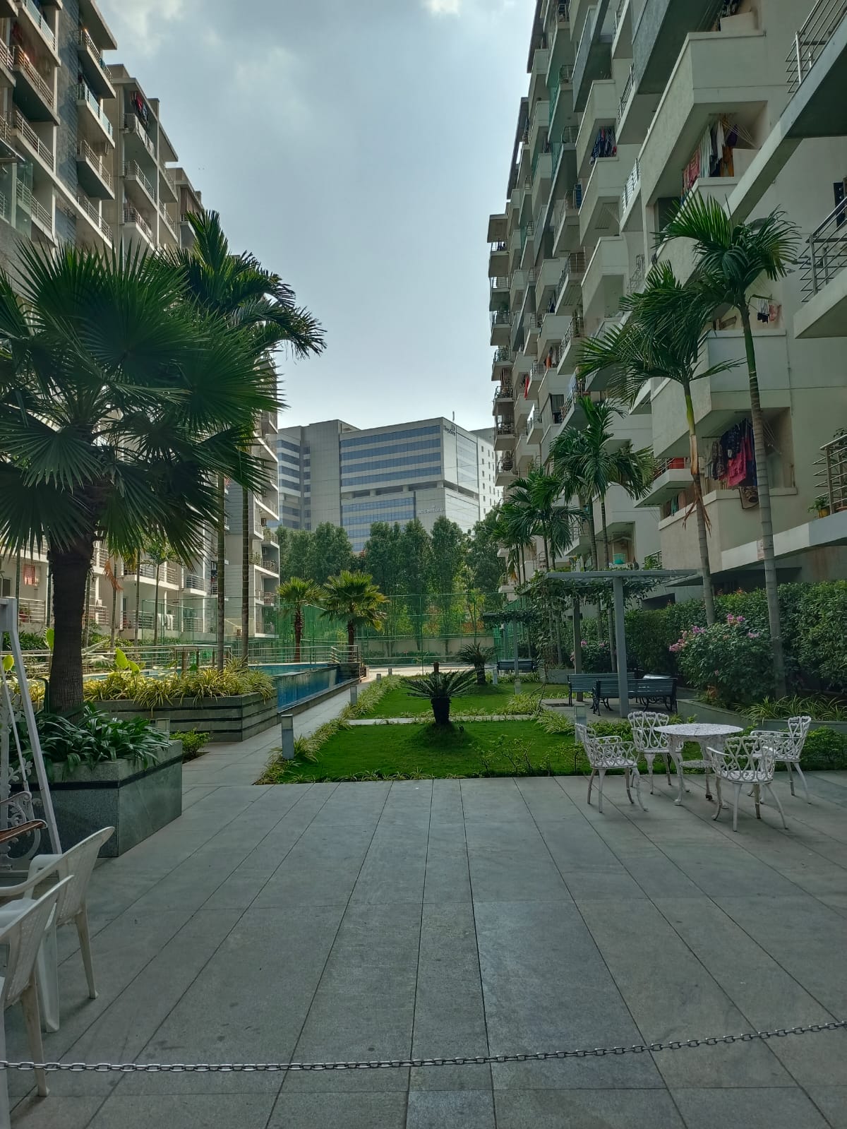 Rental 3 Bedroom 1815 Sq.Ft. Apartment in Niharika Exotica, Gachibowli