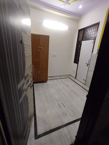1 BHK Builder Floor For Rent in New Ashok Nagar