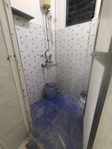 Bathroom in 1 BHK Apartment at Seawoods – for Rent