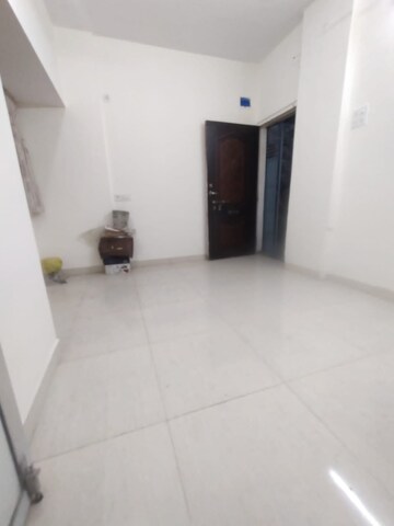 Room in 1 BHK Apartment at Seawoods – for Rent