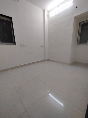 Room in 1 BHK Apartment at Seawoods – for Rent