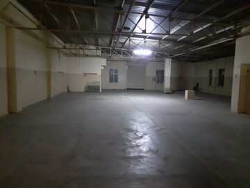  Warehouse For Rent in Sector 37c