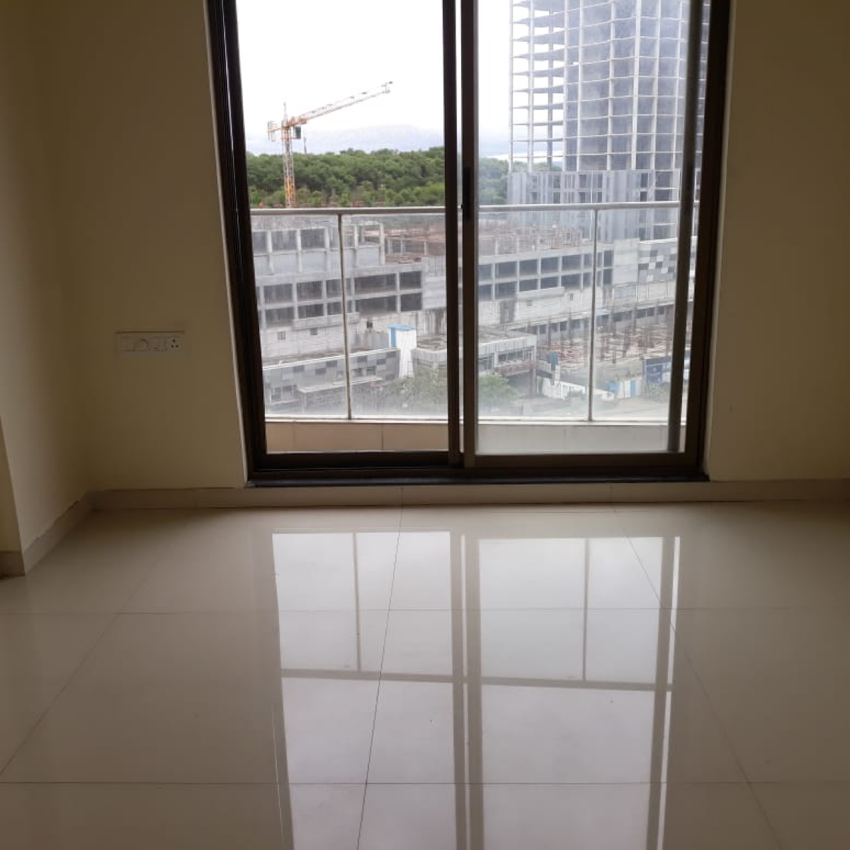 Rental 3 Bedroom 1565 Sq.Ft. Apartment in Dorabjee Paradise Building A&B Condominium