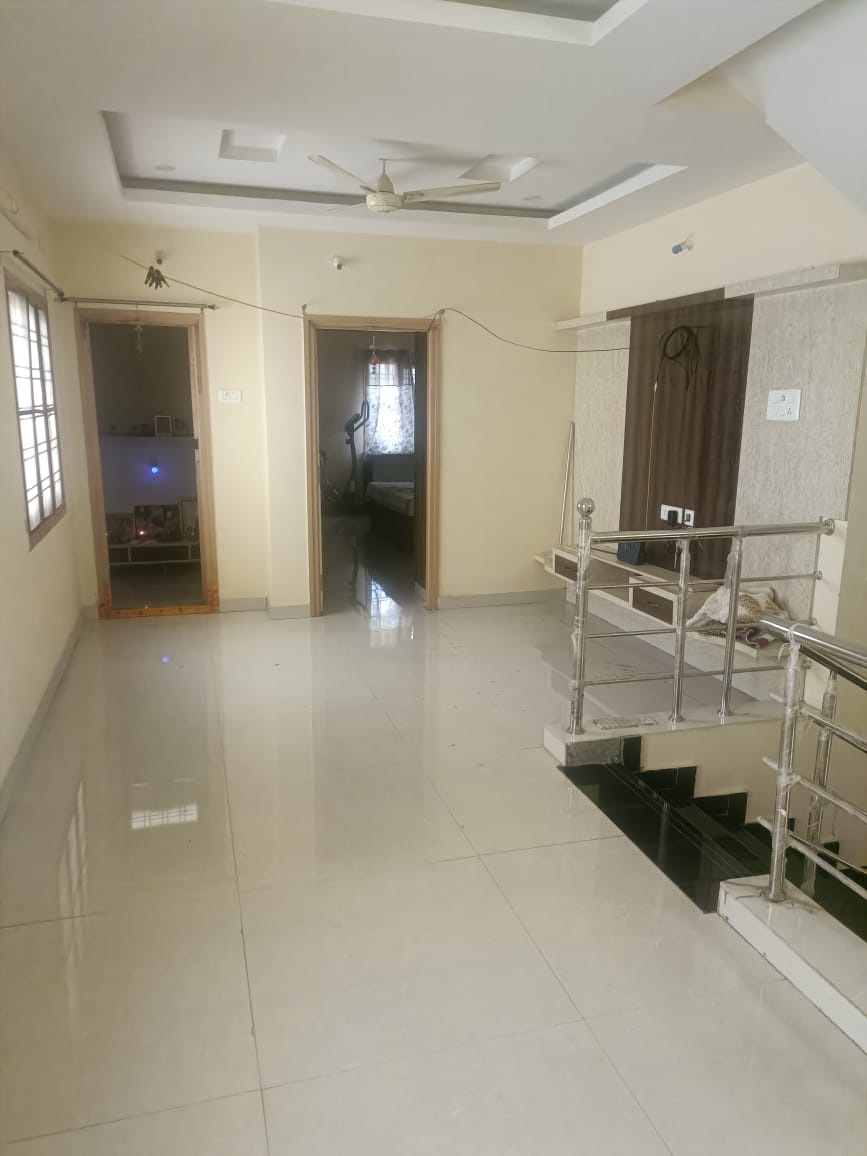 Resale 4 Bedroom 4761 Sq.Ft. Apartment in Lodha Bellezza Sky Villas