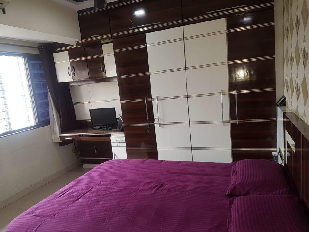 Resale 2 Bedroom 725 Sq.Ft. Apartment in Damodar Park Apartment