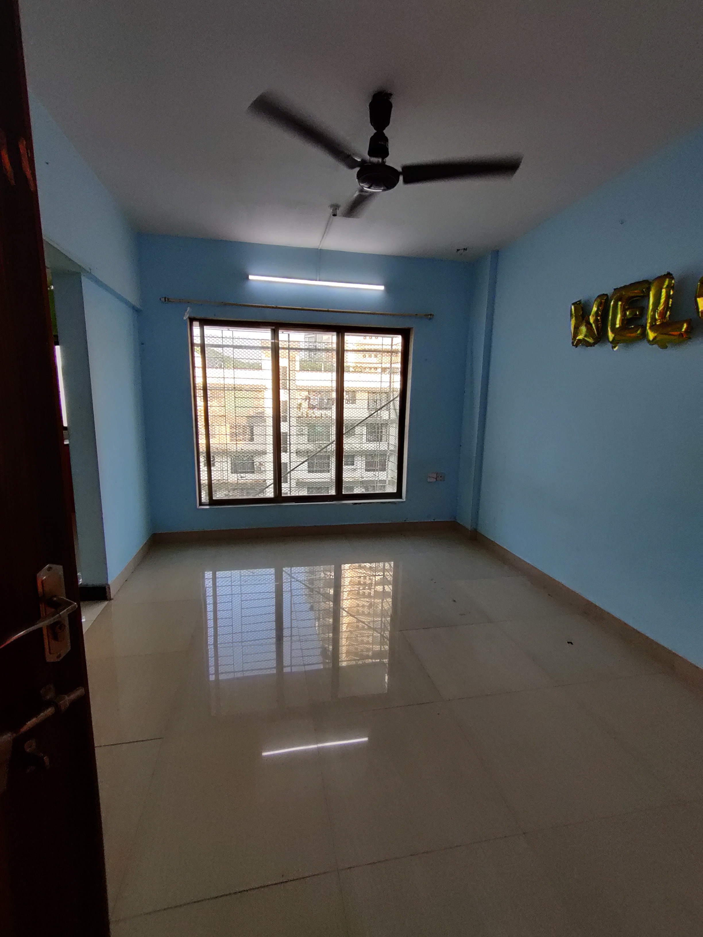 Rental 1 Bedroom 400 Sq.Ft. Apartment in Royal Palms, Goregaon East Mumbai 4864601
