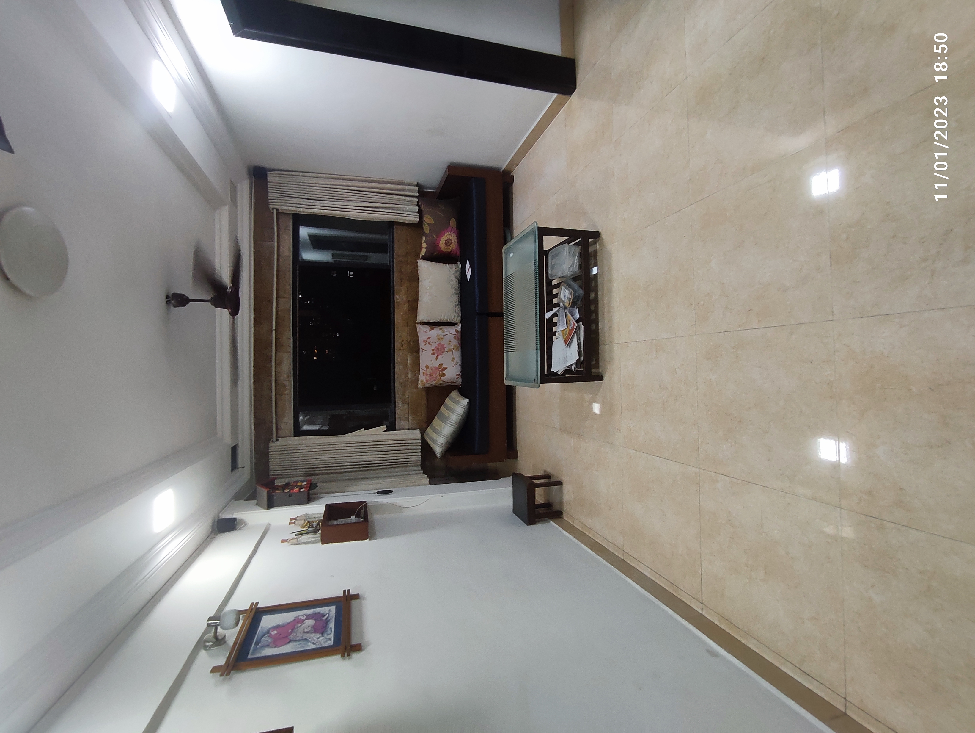 Resale 2 Bedroom 640 Sq.Ft. Apartment in Miranda Apartments, Dadar West