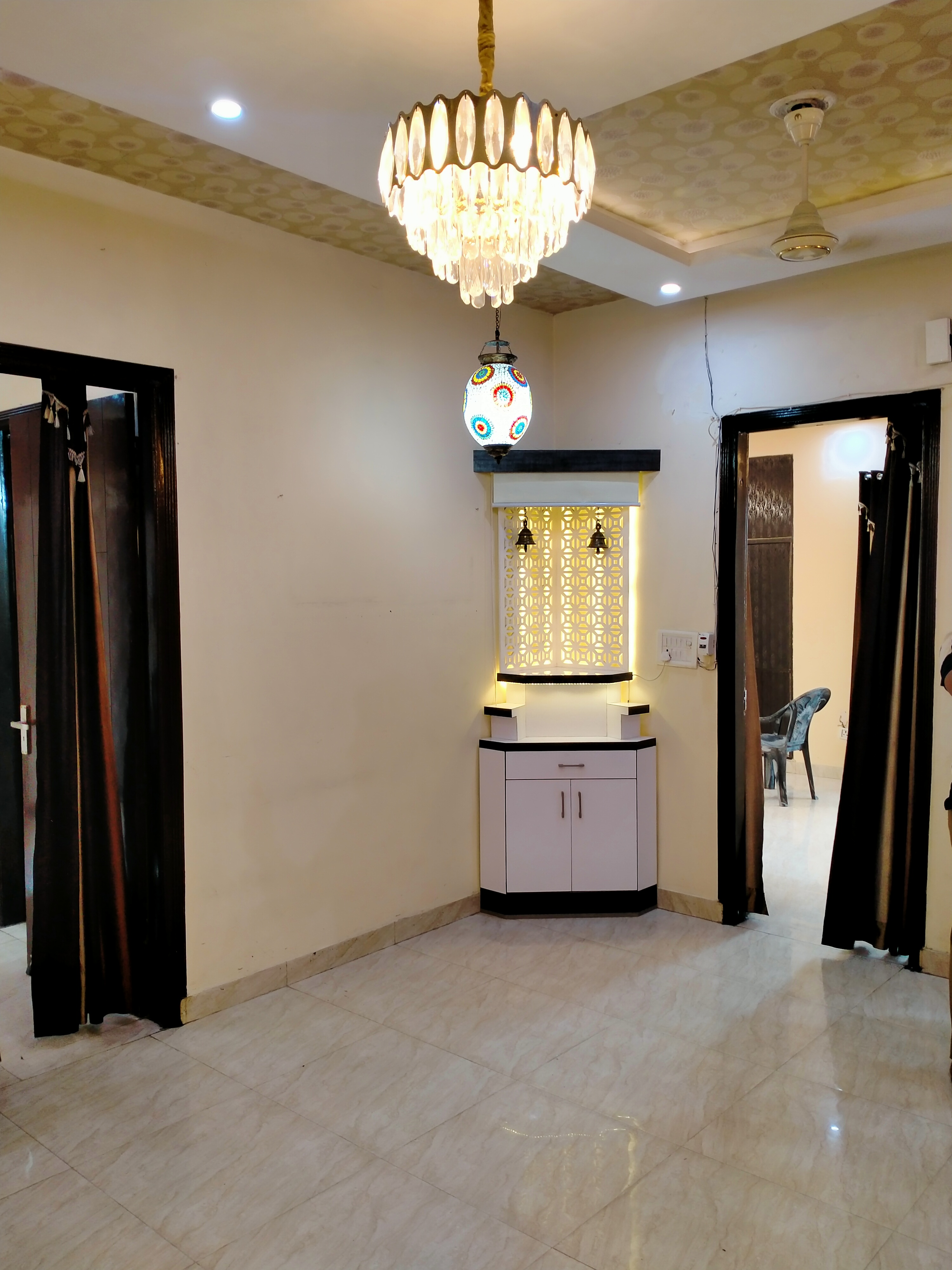 Rental 4 Bedroom 2250 Sq.Ft. Builder Floor in Sector 37 Faridabad 5168451