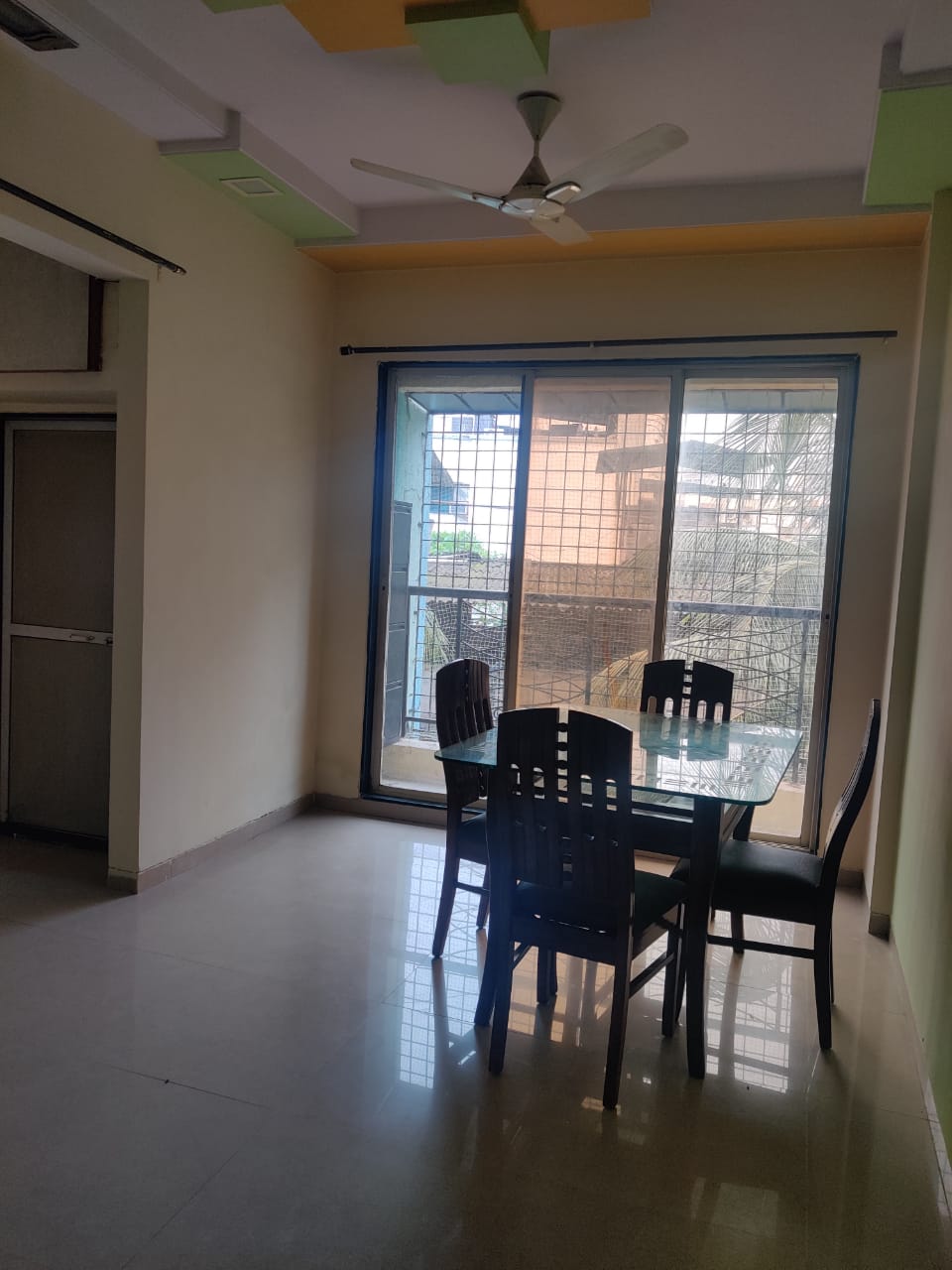 Resale 2 Bedroom 1040 Sq.Ft. Apartment in Hiraco Eminence, Mira Road