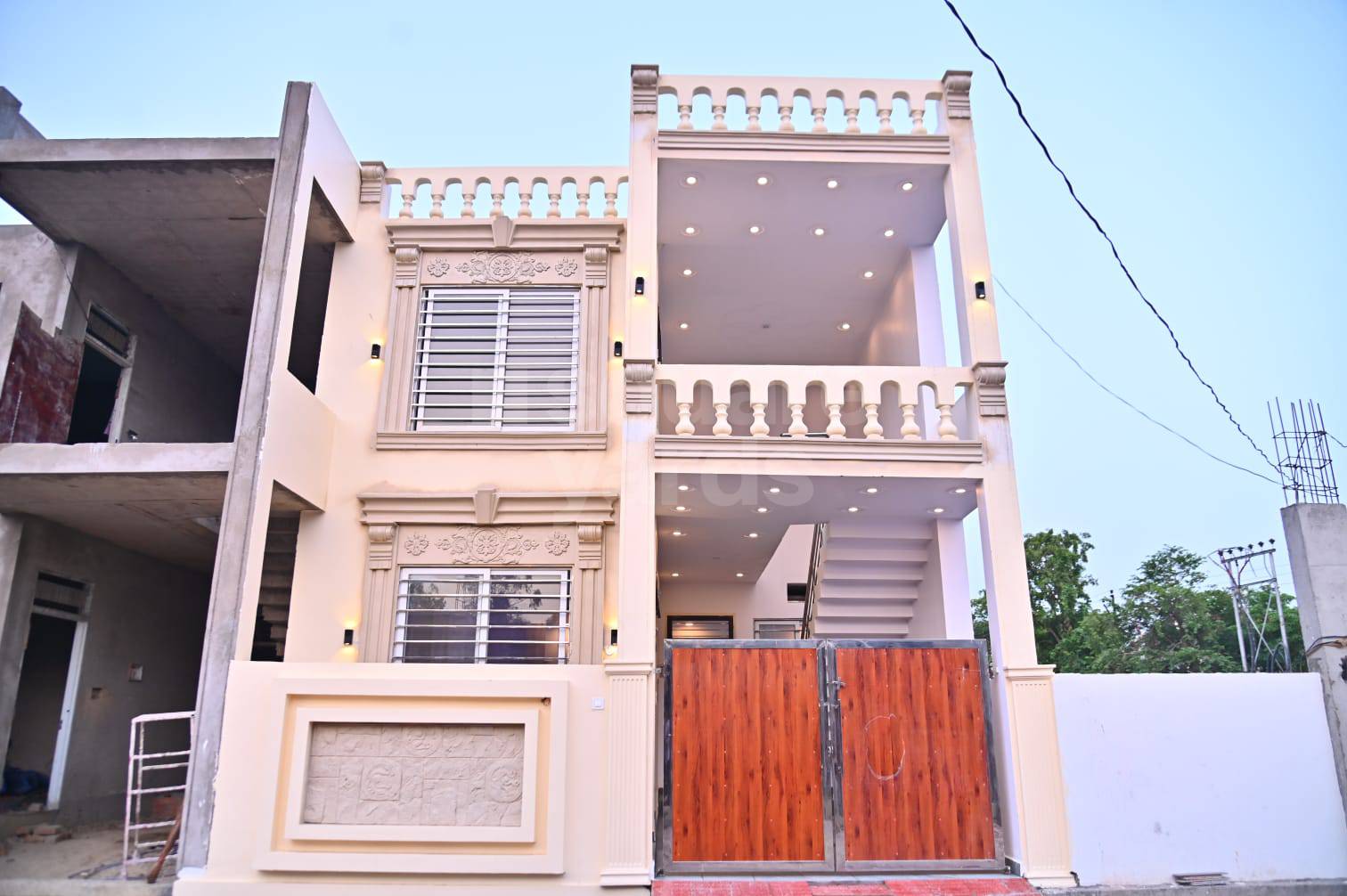 Resale 3 Bedroom 1100 Sq.Ft. Independent House in Vastum Enclave Row Houses, Bijnor Road Lucknow