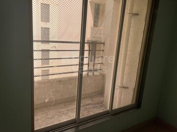 Room in 1 BHK Apartment at Green View Taloja, Taloje Panchnad – for Sale