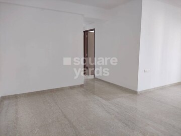 Room in 3 BHK Apartment at Juhu – for Rent