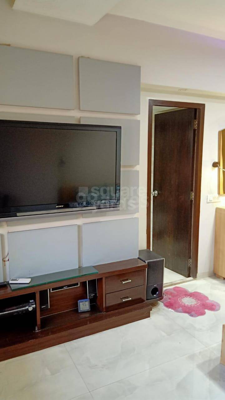 1 BHK + Pooja Room Apartment For Sale in Hiranandani Powai Park