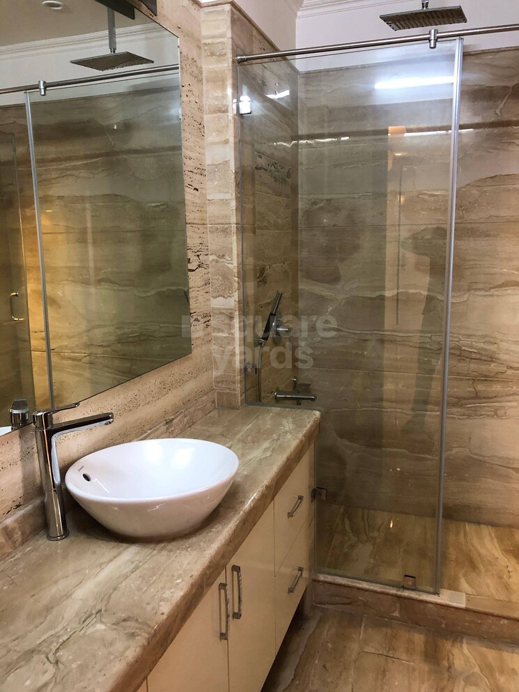 Bathroom, safdarjung enclave 3.5 Bedroom 1800 Sq.Ft. Builder Floor In Safdarjung Enclave Delhi 4889130