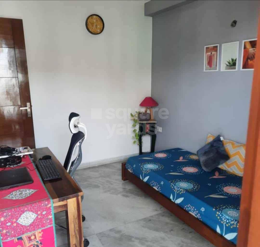 Rental 3 Bedroom 1500 Sq.Ft. Builder Floor in Yamuna Vihar Delhi 4890154