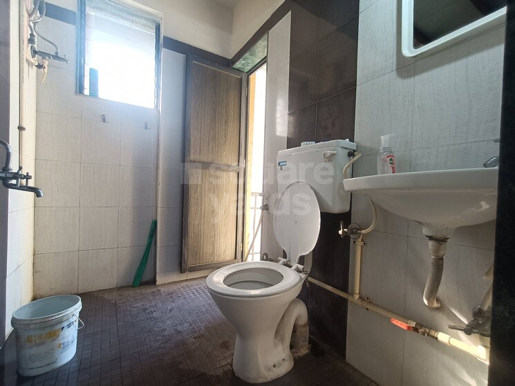 Bathroom, bharat-riddhi-palace 1 Bedroom 459 Sq.Ft. Apartment In Santacruz East Mumbai 4896144