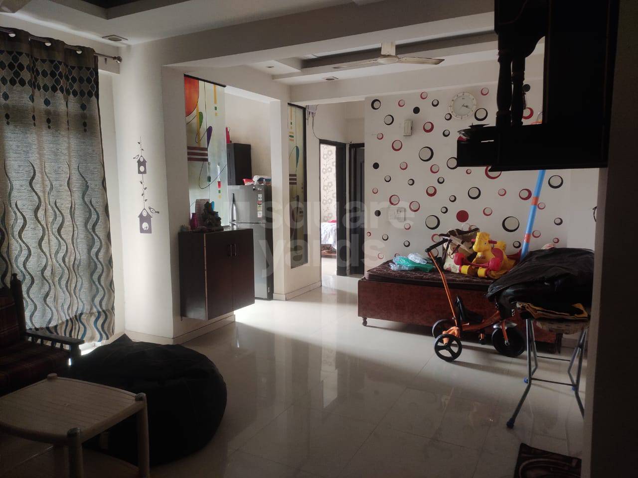 Rental 3 Bedroom 1775 Sq.Ft. Apartment in Amrapali Zodiac, Sector 120