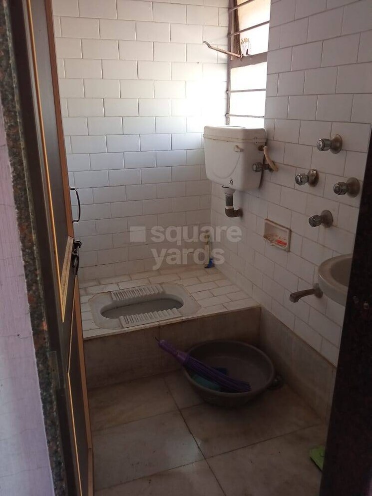 Bathroom, vishal-memories-chs 2 Bedroom 1000 Sq.Ft. Apartment In Bhawani Peth Pune 4901883