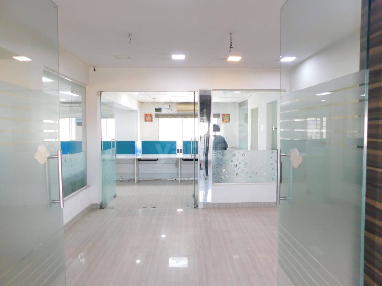 Rental 3 Bedroom 1575 Sq.Ft. Apartment in Aditya Empress Towers