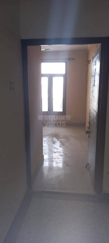 Room in 3 BHK Apartment at Vip Road – for Sale