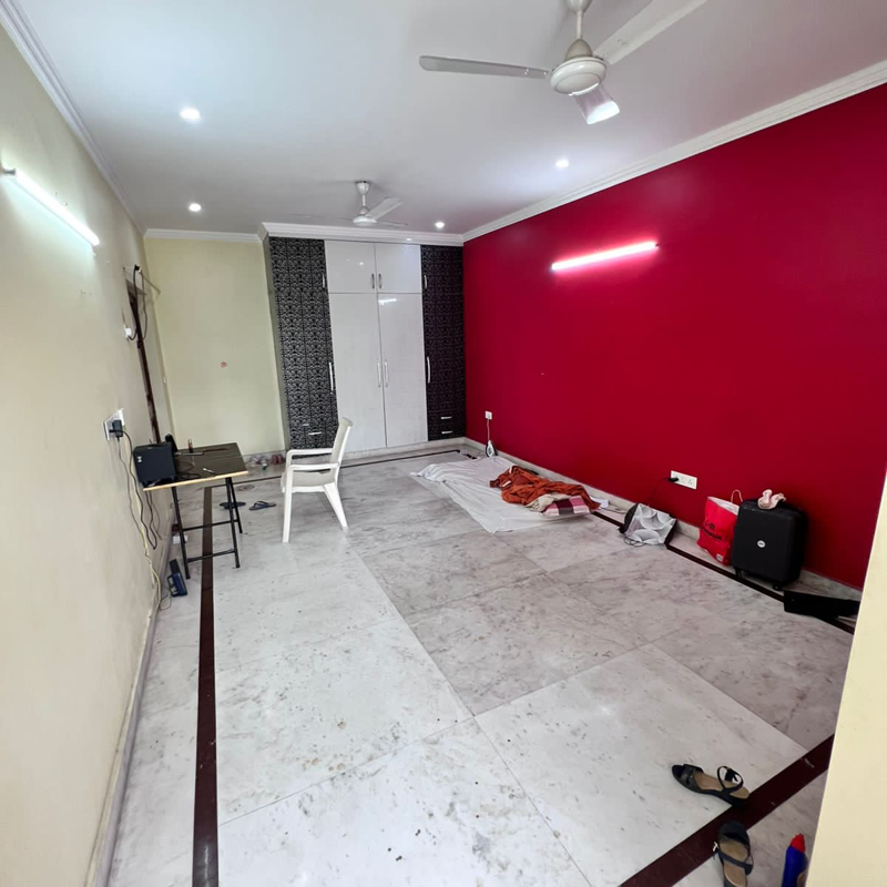 Rental 2 Bedroom 1076 Sq.Ft. Independent House in Gn Sector Alpha 1