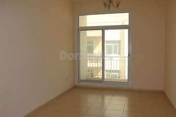 1 BR  Apartment For Sale in Queue Point, , Dubai - 4928432