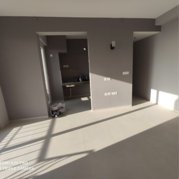 2 BHK Apartment For Rent in Supertech Hues, Sector 68