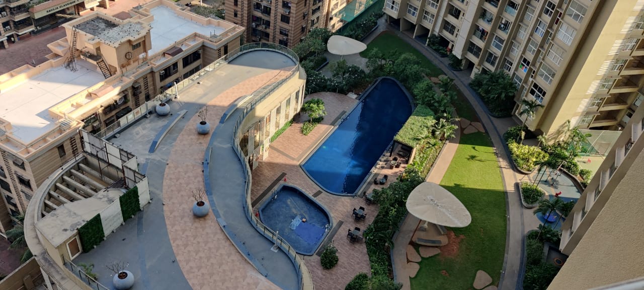 2.5 BHK Apartment For Sale in Runwal Elegante