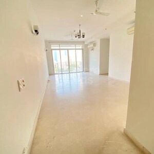 Room in 3 BHK Apartment at Ireo Victory Valley, Sector 67 – for Rent