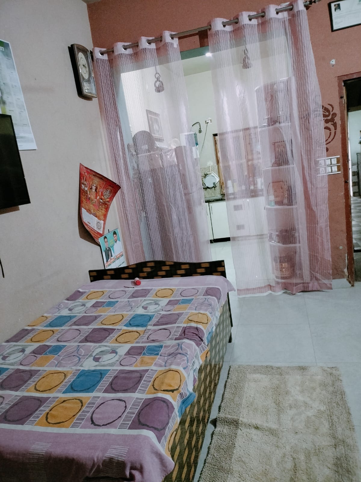 Resale 1.5 Bedroom 100 Sq.Yd. Independent House in Laxman Vihar Gurgaon