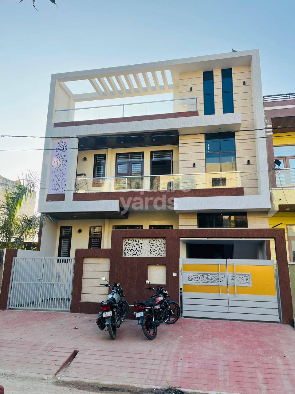 Resale 4 Bedroom 2400 Sq.Ft. Independent House in Mansarovar Jaipur