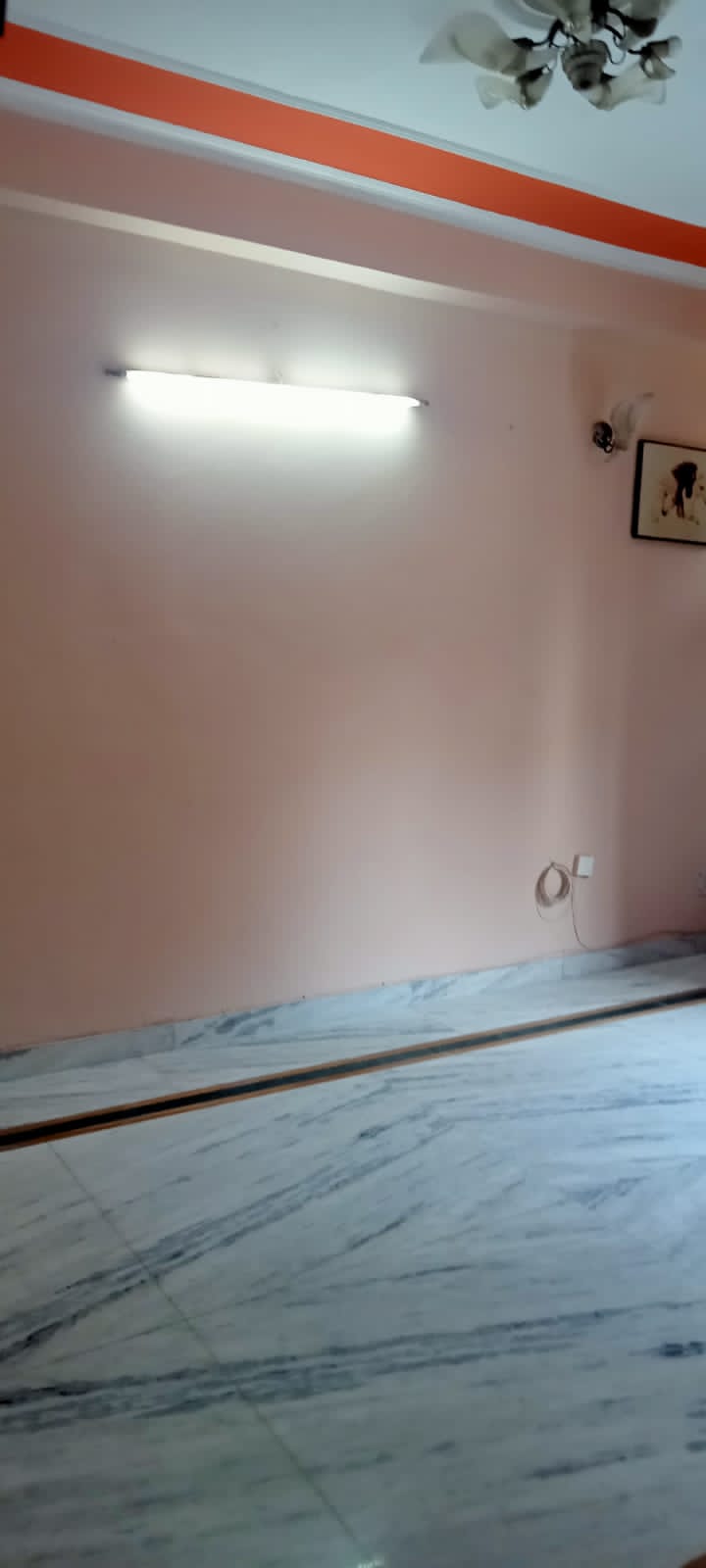 Resale 2 Bedroom 100 Sq.Mt. Independent House in Gn Sector Alpha 1