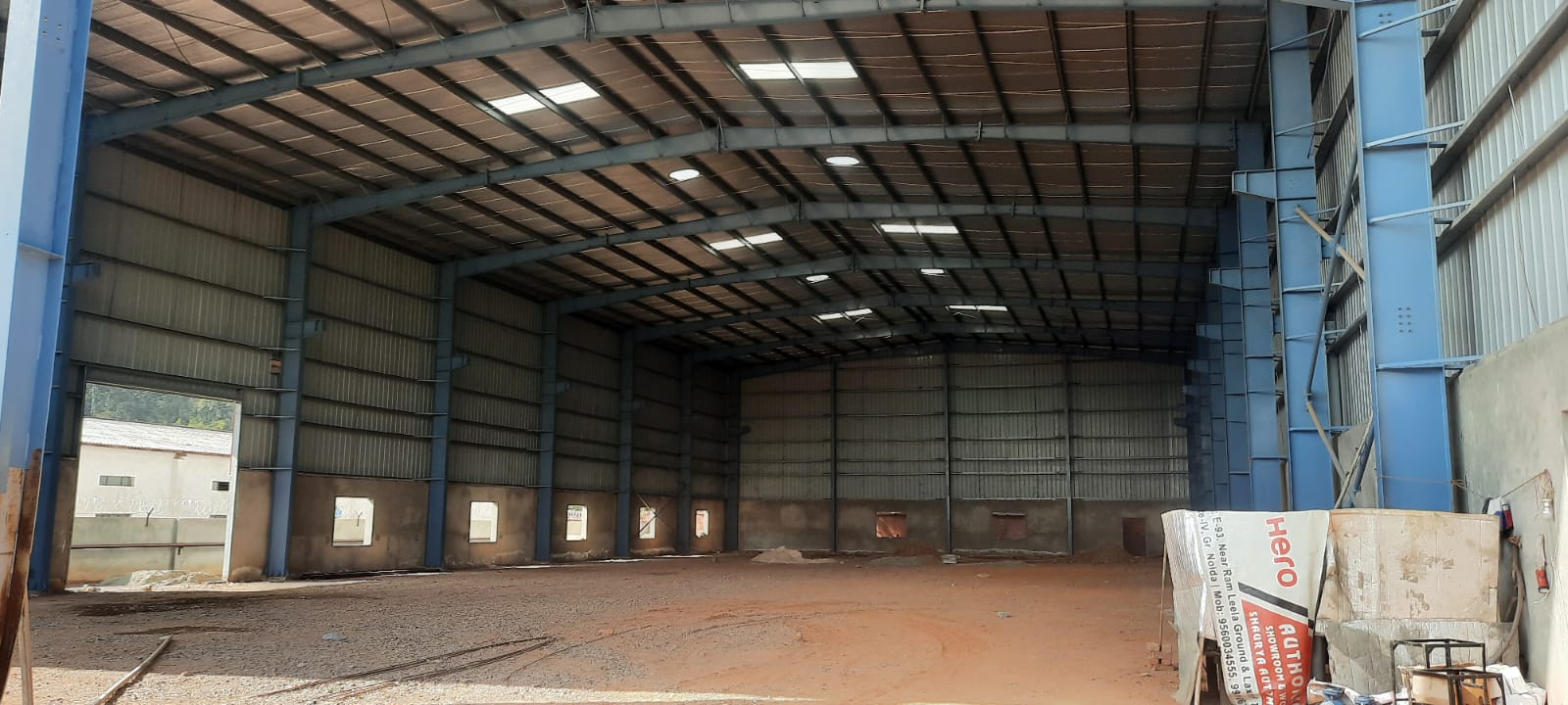 Rental Commercial Warehouse 300 Sq.Ft. in Surajpur Site 4 Greater Noida 4949992