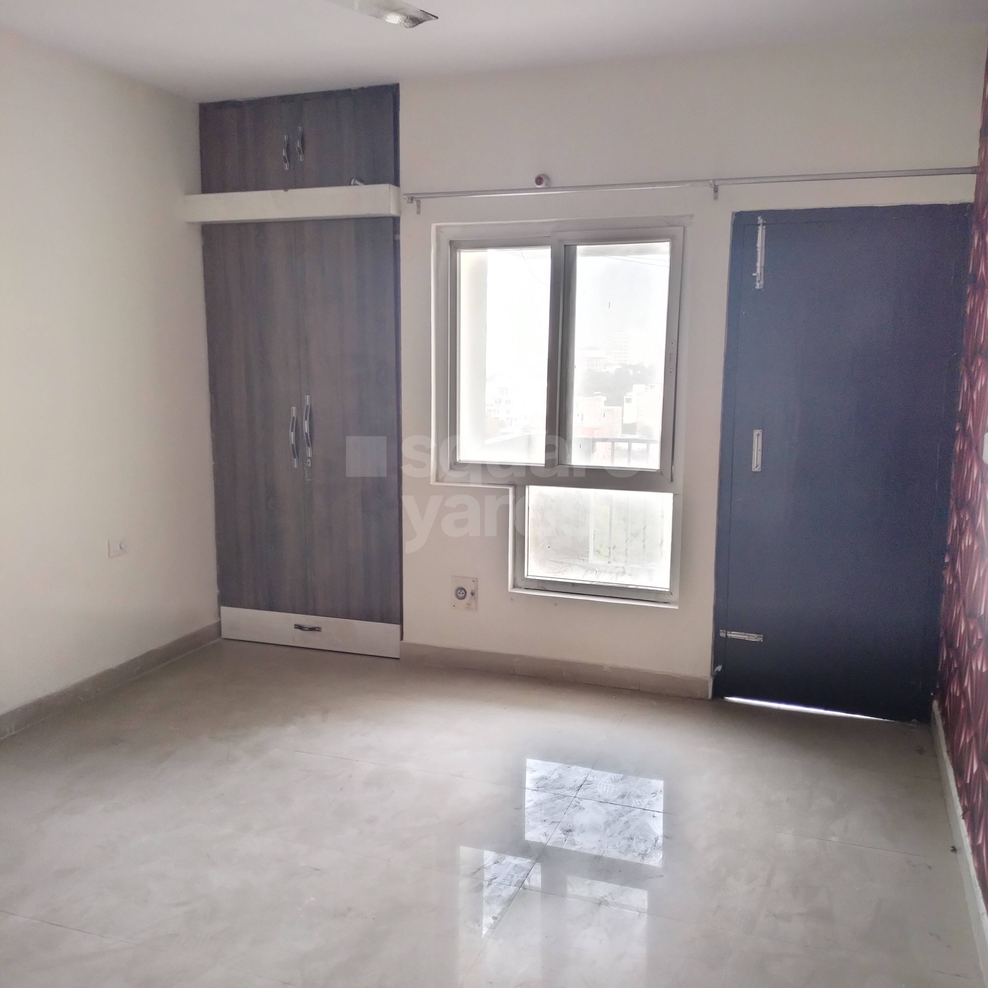 Rental 3 Bedroom 1450 Sq.Ft. Apartment in Omaxe Residency, Gomati Nagar