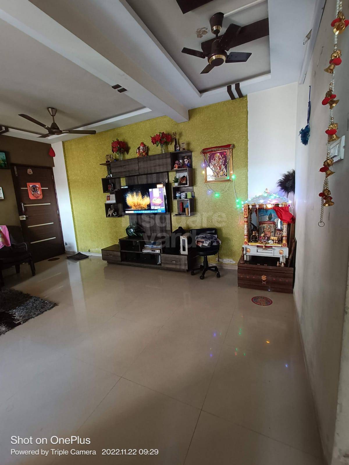 Resale 2 Bedroom 620 Sq.Ft. Apartment in SK Imperial Garden, Mira Road