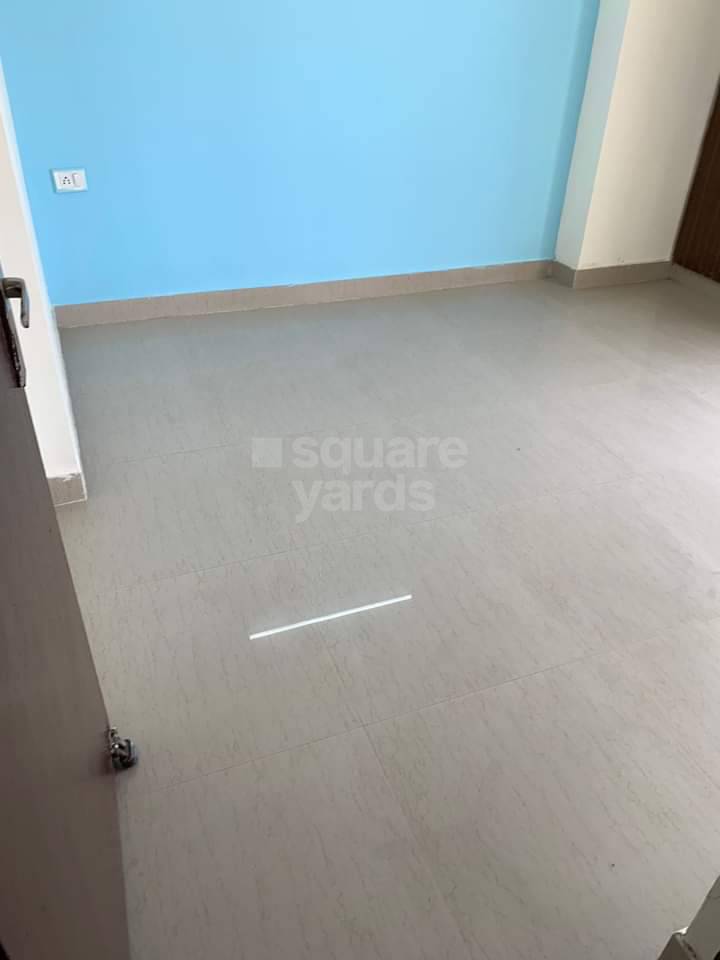 Resale 3 Bedroom 2050 Sq.Ft. Apartment in Jaypee Pavilion Heights IV