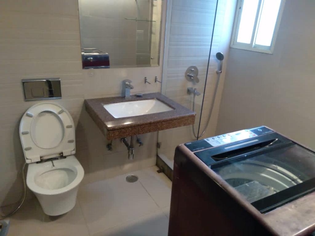 Resale 4 Bedroom 2200 Sq.Ft. Apartment in B1 Vasant Kunj, Vasant Kunj