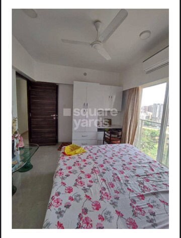Master Bedroom in 3 BHK Apartment at Juhu – for Rent