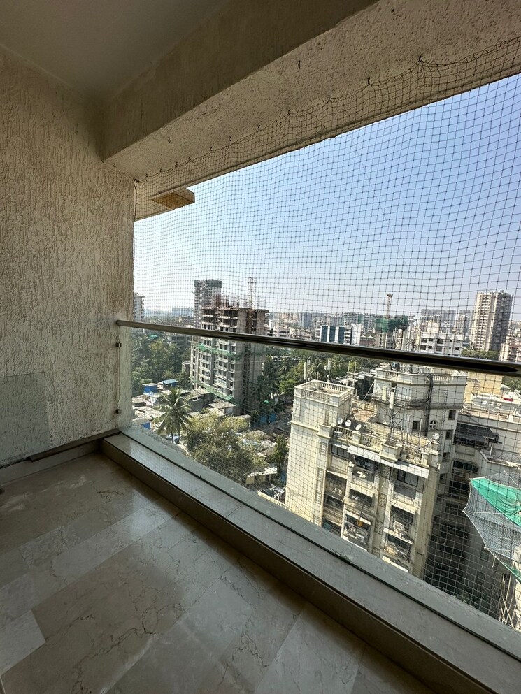 Balcony, ozone-the-gateway 3 Bedroom 1550 Sq.Ft. Apartment In Andheri West Mumbai 4964648