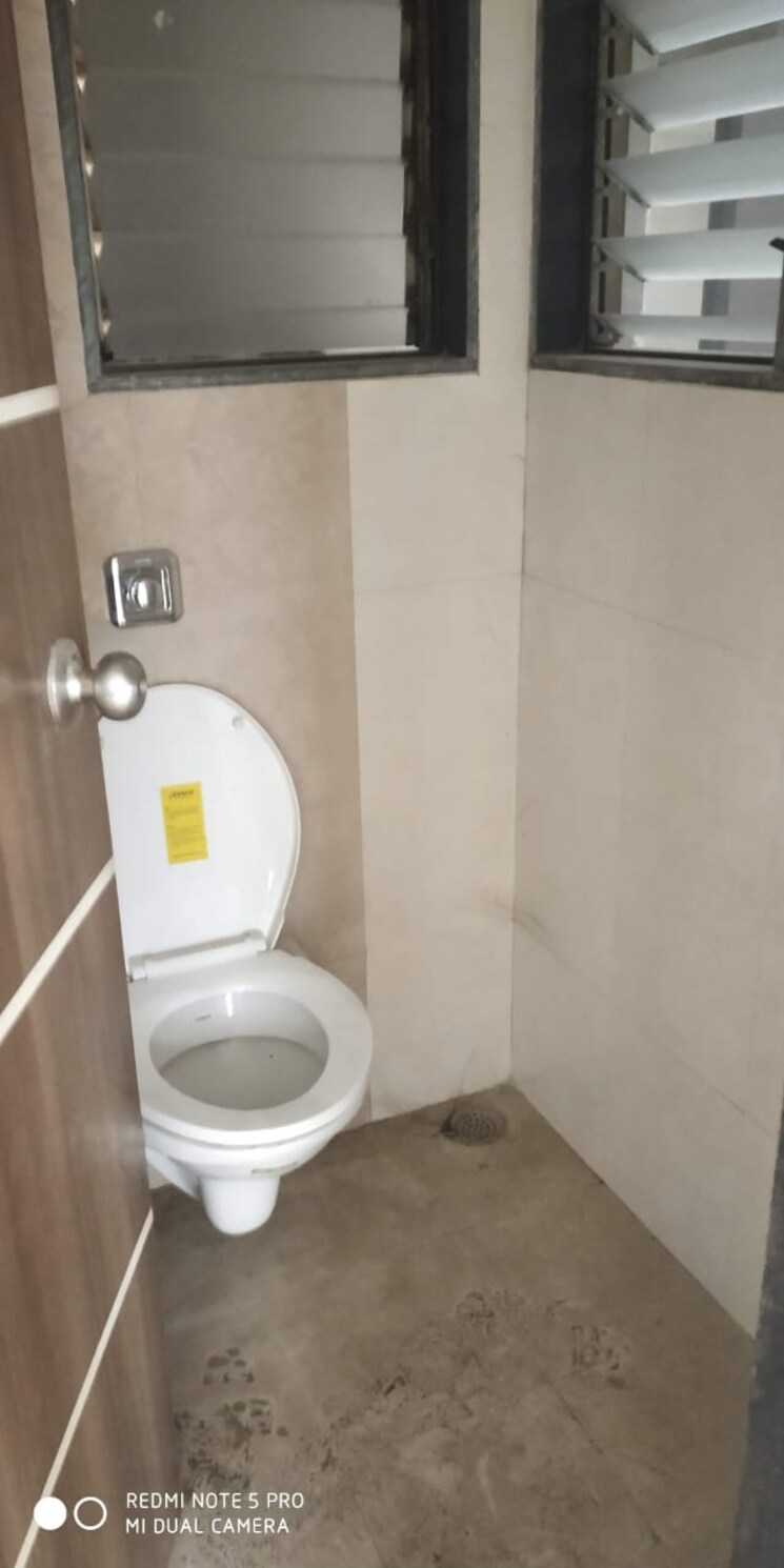 Bathroom, skyline-sapphire-taloja 1 Bedroom 384 Sq.Ft. Apartment In Taloja Navi Mumbai 4965490