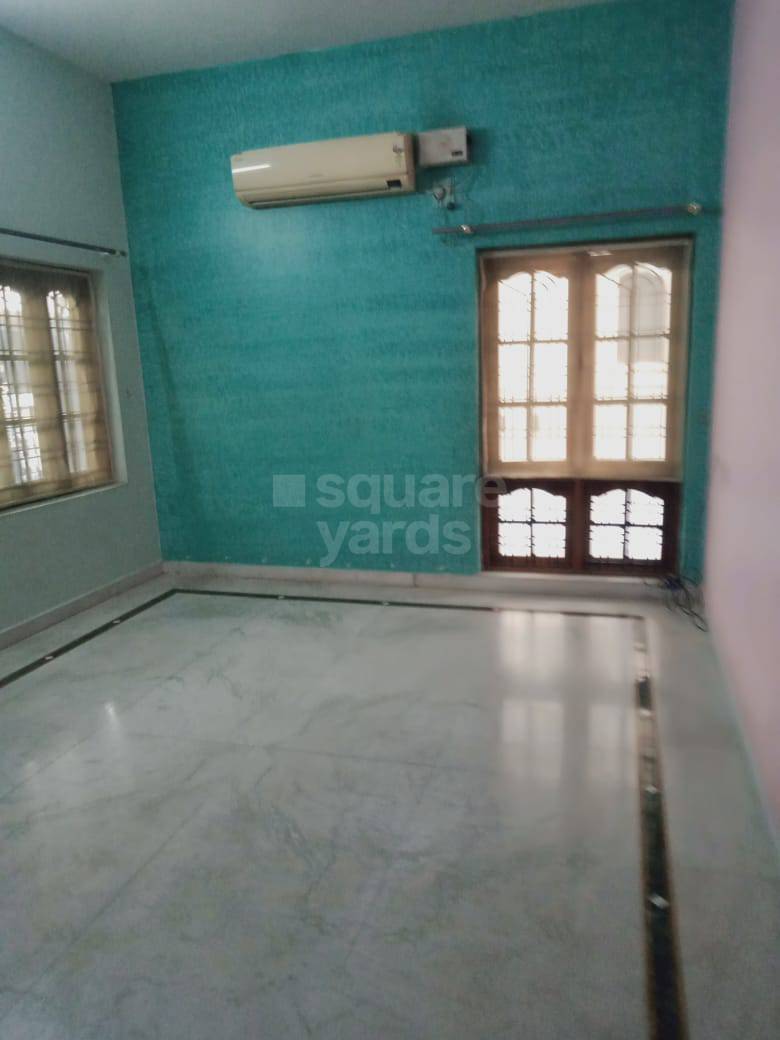Rental 3 Bedroom 1500 Sq.Ft. Apartment in Madhapur Hyderabad 5086131
