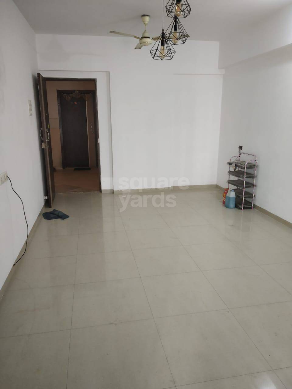 Rental 3 Bedroom 1300 Sq.ft. Apartment In Shree Satya Shankar Residency 