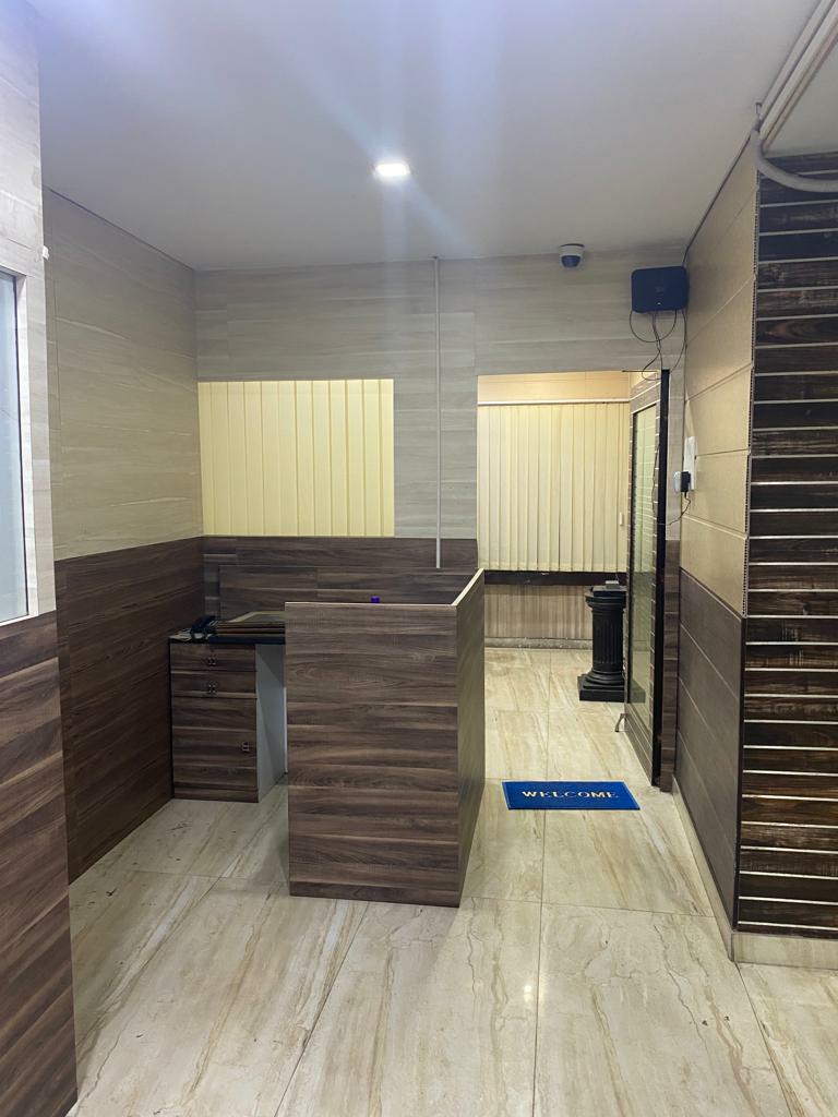 Rental Commercial Office Space 900 Sq.Ft. in Multicon Satyam Apartments