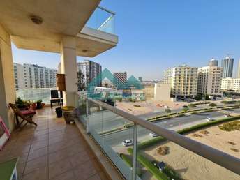 3 BR  Apartment For Sale in Queue Point, , Dubai - 4329569