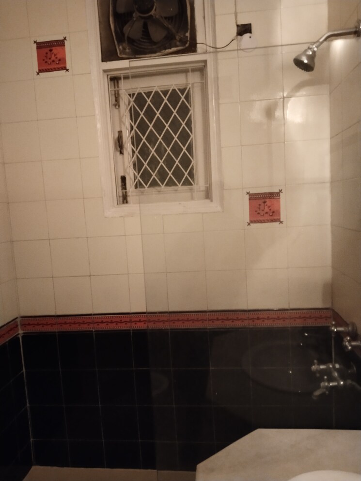 Kitchen, east of kailash 4 Bedroom 2000 Sq.Ft. Independent House In East Of Kailash Delhi 4984792